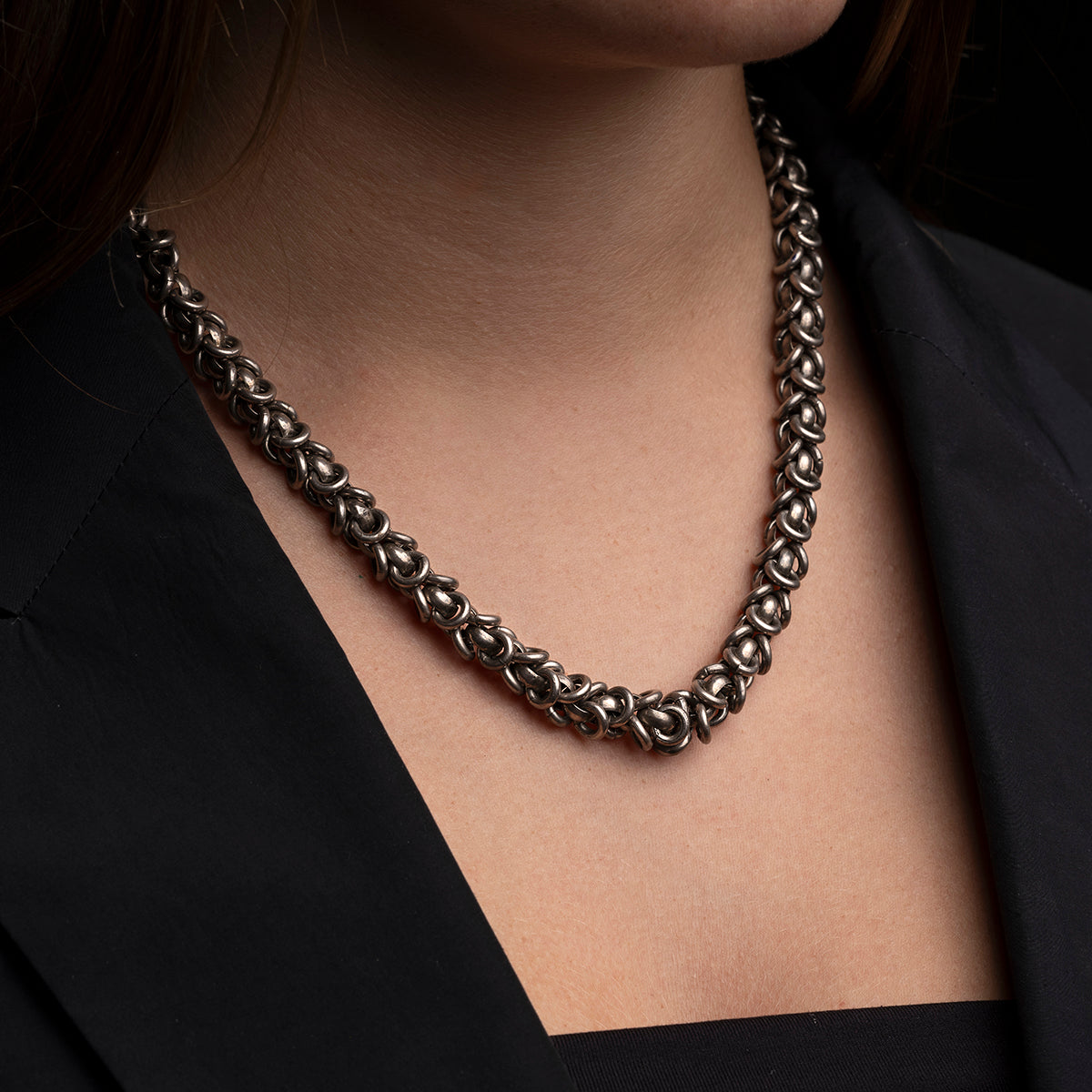 Cadena plata collar oscurecido